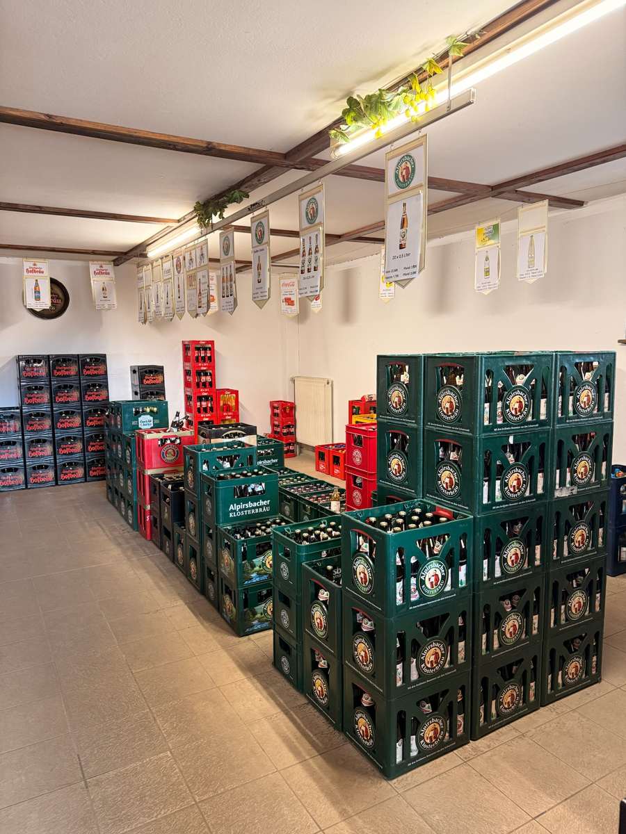 Bierkisten im Markt
